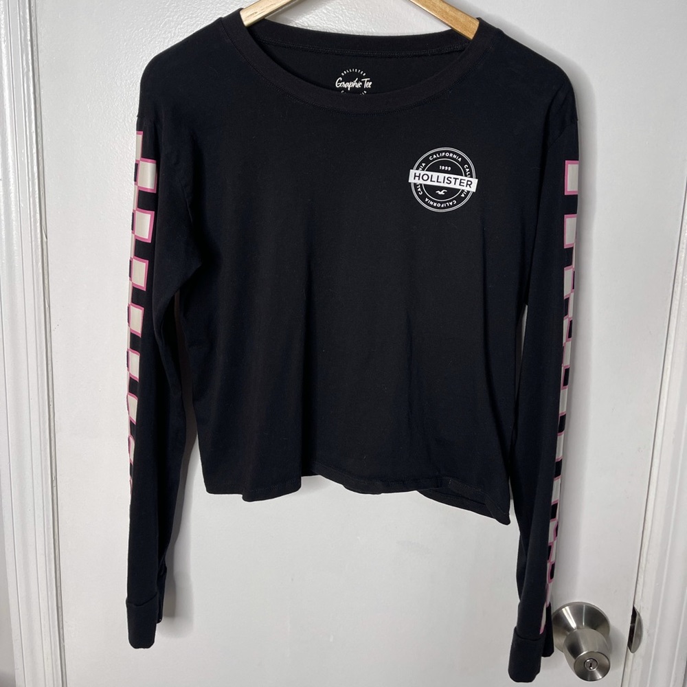 color changing with sun Hollister black long sleeve shirt